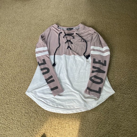Miss Chievous Tops - LOVE Sweatshirt